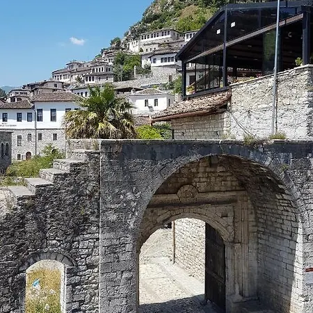 招待所 White 培拉特